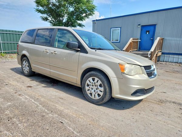 2013 DODGE GRAND CARAVAN SE