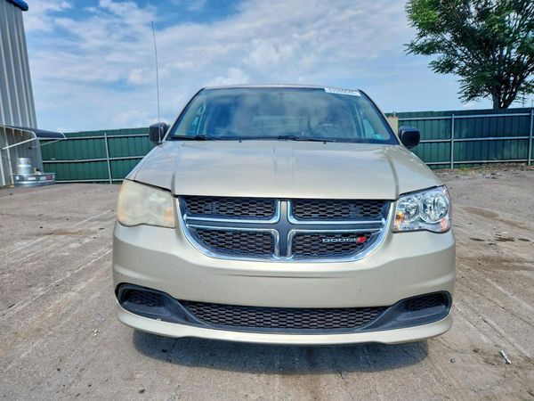2013 DODGE GRAND CARAVAN SE