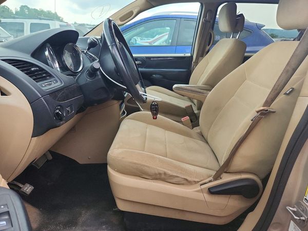 2013 DODGE GRAND CARAVAN SE