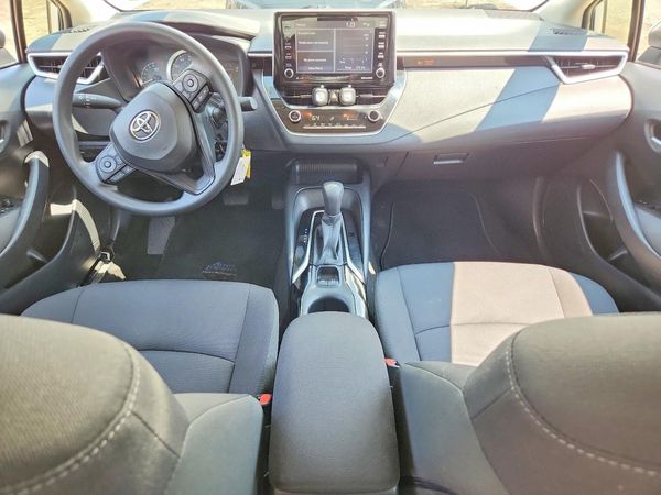 2021 TOYOTA COROLLA