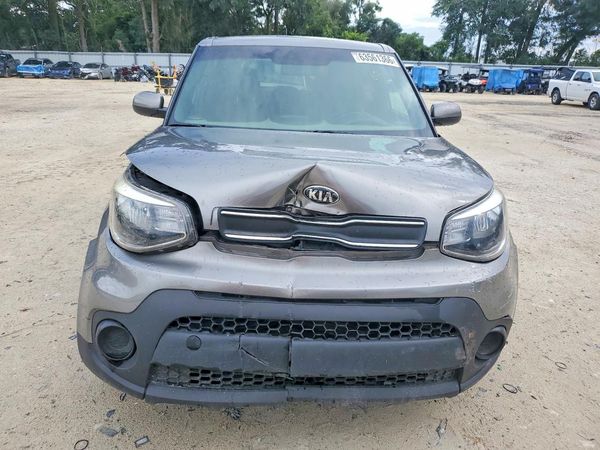 2018 KIA SOUL Base