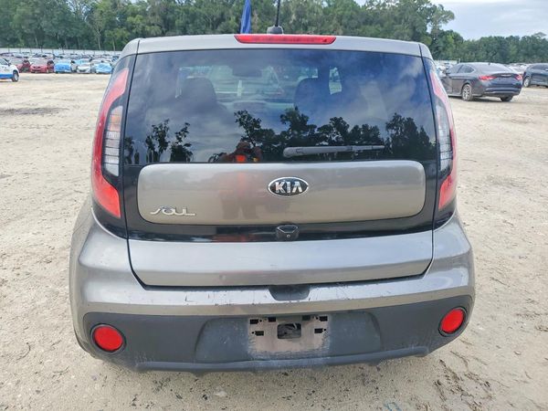 2018 KIA SOUL Base