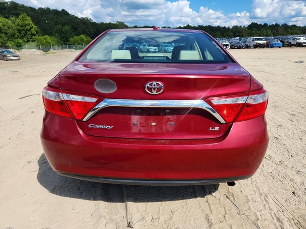 2015 TOYOTA CAMRY