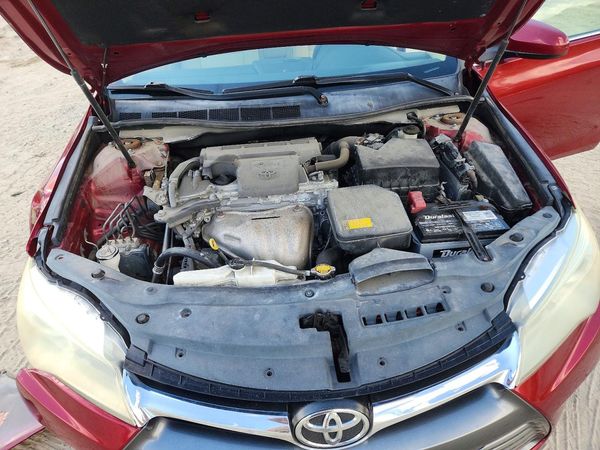 2015 TOYOTA CAMRY