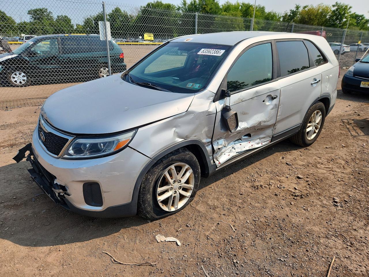 2015 KIA SORENTO GL