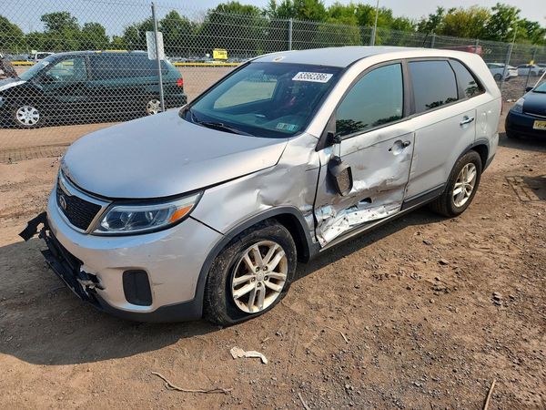 2015 KIA SORENTO GL