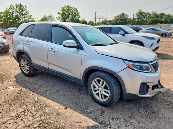 2015 KIA SORENTO GL