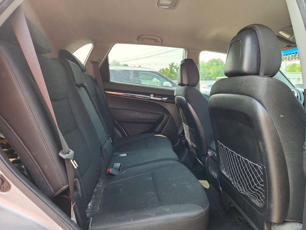 2015 KIA SORENTO GL