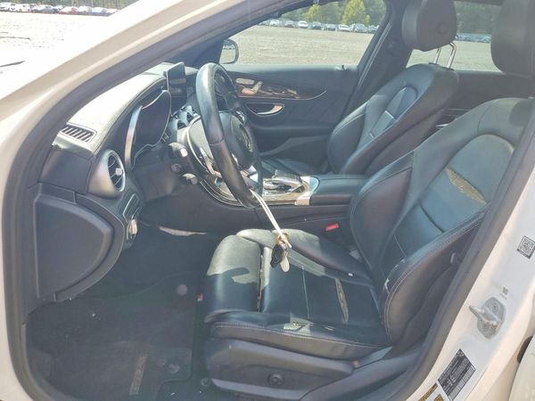 2016 MERCEDES-BENZ C