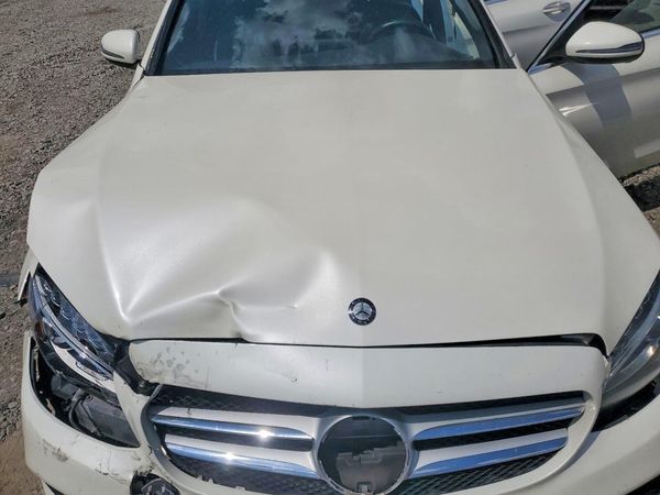 2016 MERCEDES-BENZ C