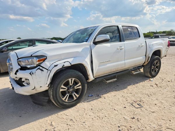 2017 TOYOTA TACOMA