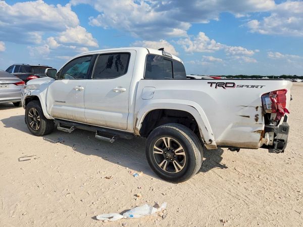 2017 TOYOTA TACOMA