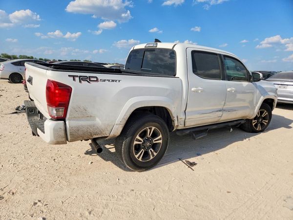 2017 TOYOTA TACOMA