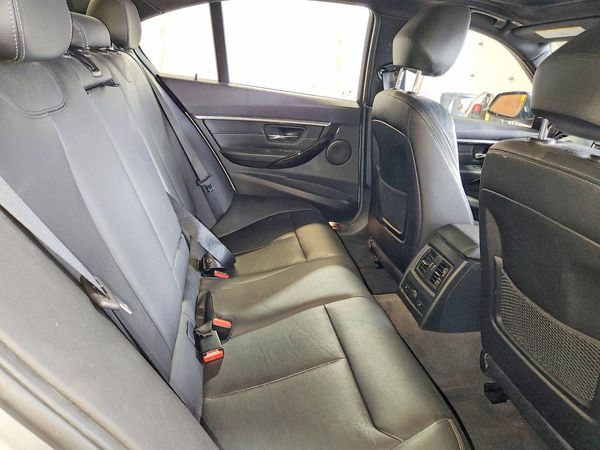 2016 BMW 328 xDrive SA