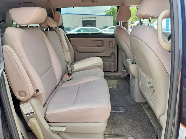 2016 KIA SEDONA LX - Middle-low