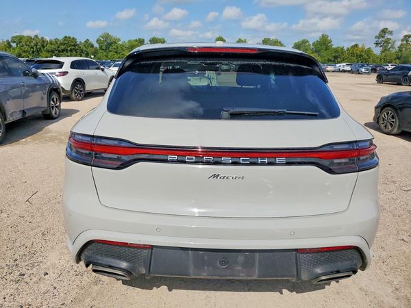 2025 PORSCHE MACAN Macan, Macan T