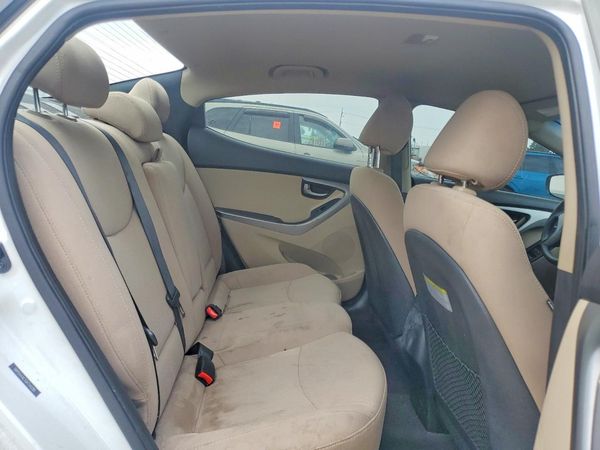 2016 HYUNDAI ELANTRA