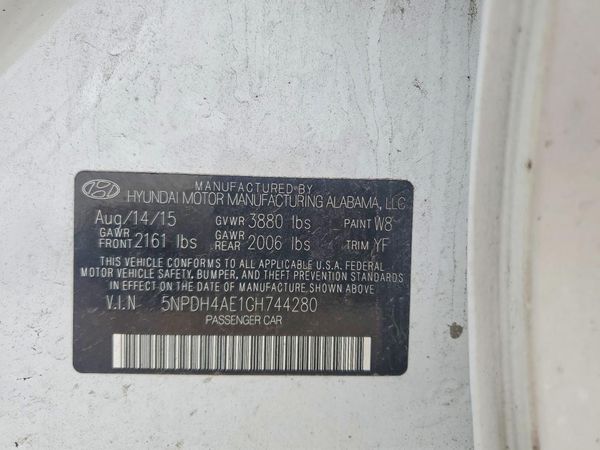 2016 HYUNDAI ELANTRA