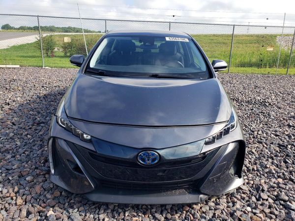 2022 TOYOTA PRIUS