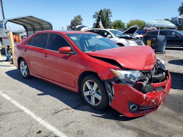 2013 TOYOTA CAMRY