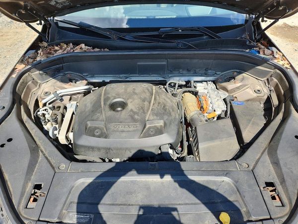2016 VOLVO XC90 SV42 Momentum