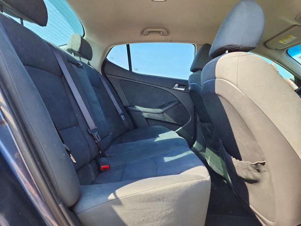 2014 KIA OPTIMA GL - Middle-low