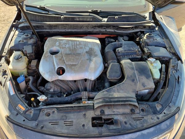 2014 KIA OPTIMA GL - Middle-low