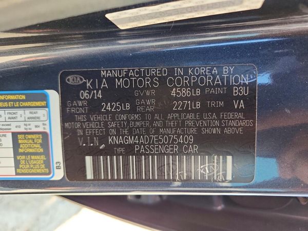 2014 KIA OPTIMA GL - Middle-low