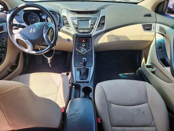 2016 HYUNDAI ELANTRA