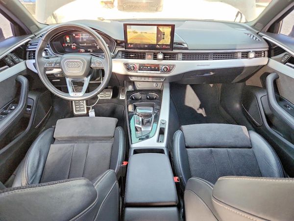 2021 AUDI A4 quattro Prestige