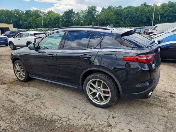 2018 ALFA ROMEO STELVIO