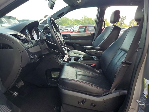 2017 DODGE CARAVAN GT — DENT
