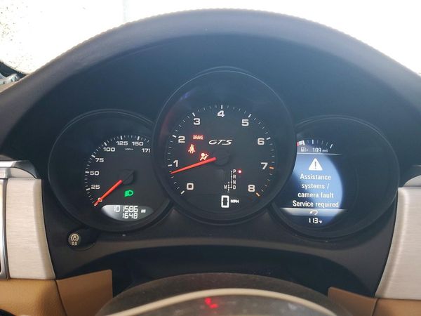 2017 PORSCHE MACAN