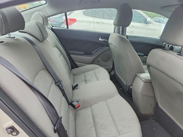 2015 KIA FORTE GL(Middle-low grade)