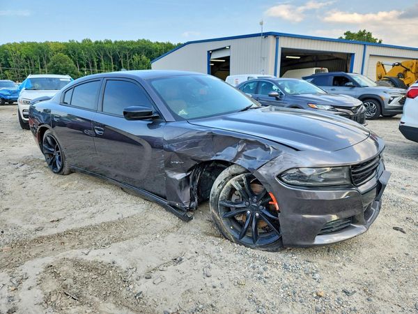 2016 DODGE CHARGER R/T