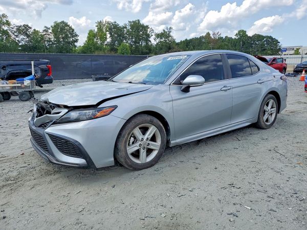 2022 TOYOTA CAMRY