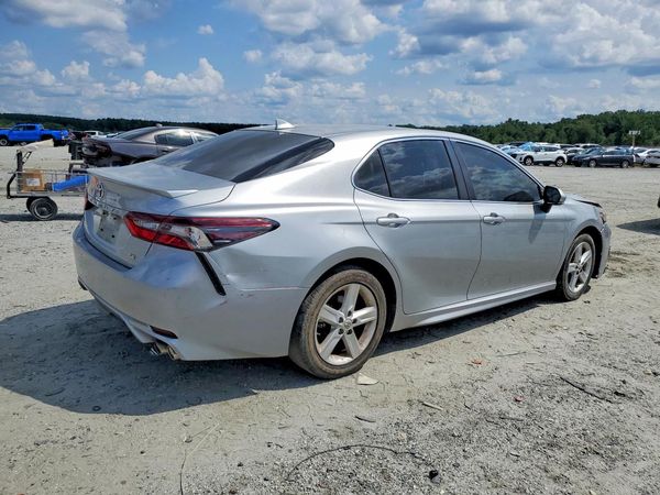2022 TOYOTA CAMRY