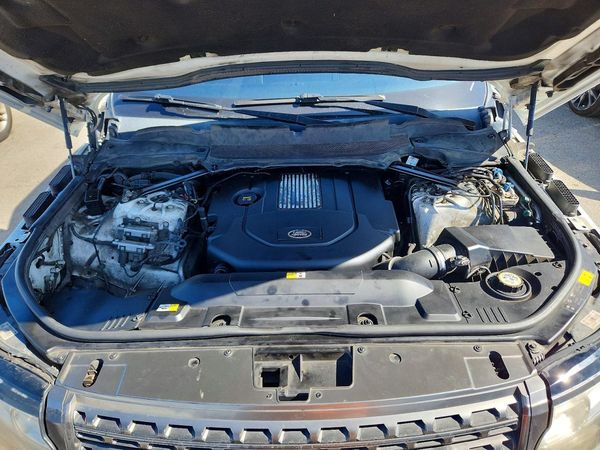2017 LAND ROVER RANGE ROVER Base