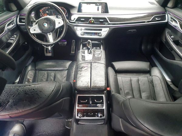 2020 BMW 740 xDrive