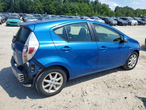 2014 TOYOTA PRIUS