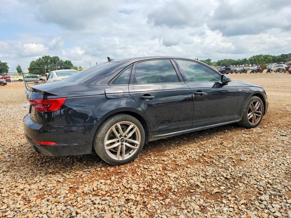 2017 AUDI A4