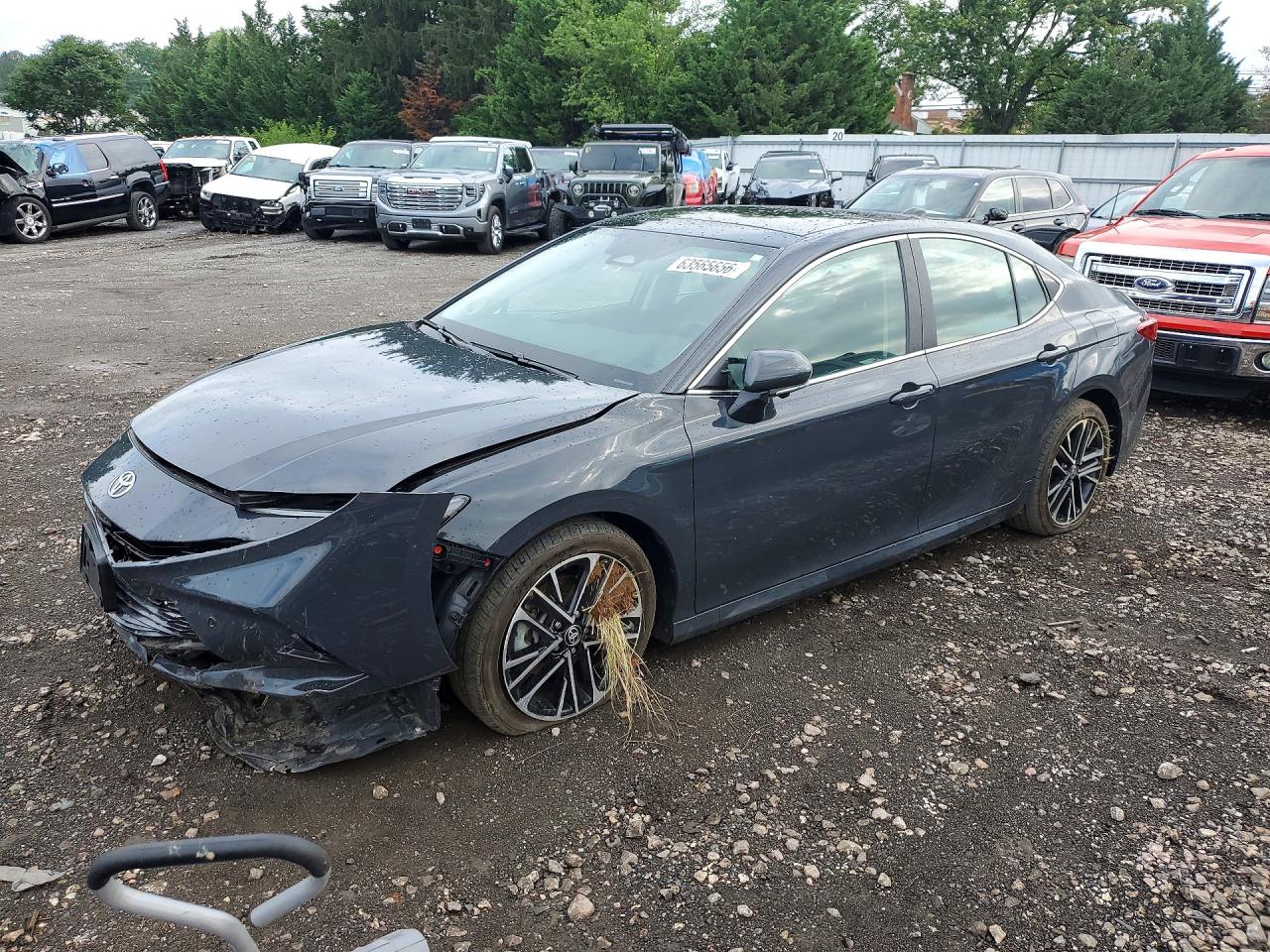 2025 TOYOTA CAMRY — Front 3/4