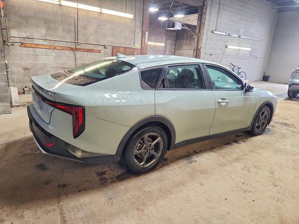 2026 KIA K4 LX, LXS