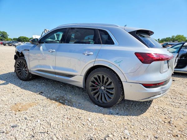 2019 AUDI E-TRON e-tron quattro Prestige
