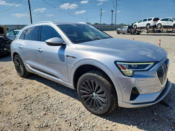 2019 AUDI E-TRON e-tron quattro Prestige