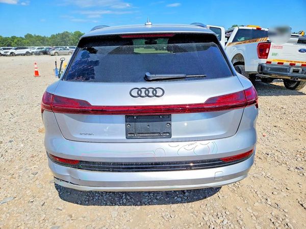 2019 AUDI E-TRON e-tron quattro Prestige