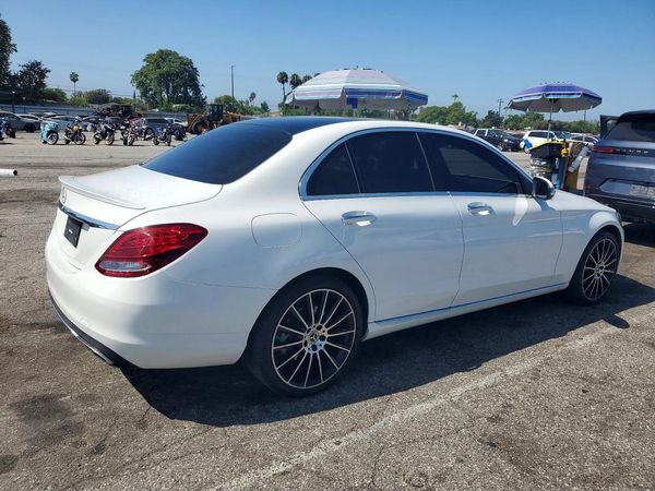 2016 MERCEDES-BENZ C C300