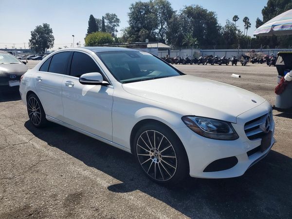 2016 MERCEDES-BENZ C C300