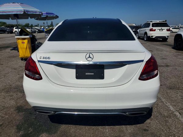 2016 MERCEDES-BENZ C C300