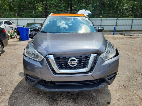2019 NISSAN KICKS